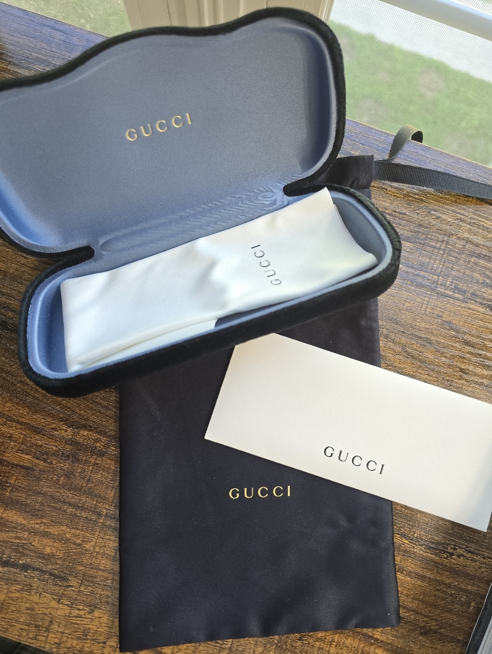 Gucci Black Velvet Sunglasses Case, Dust Bag and Authenticity Card & Booklet
